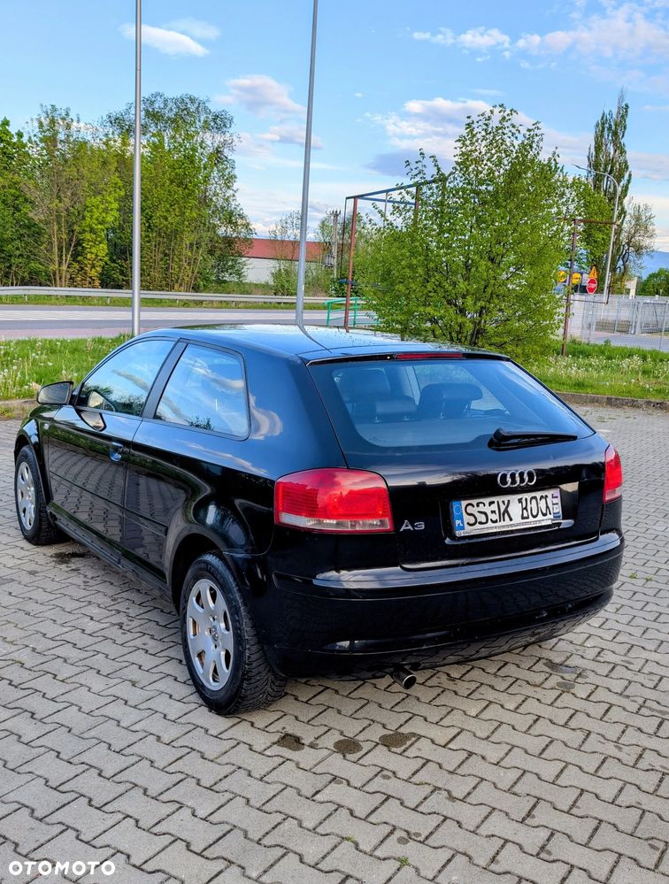 Audi A3 3-drzwiowe 1.6 Attraction - 8