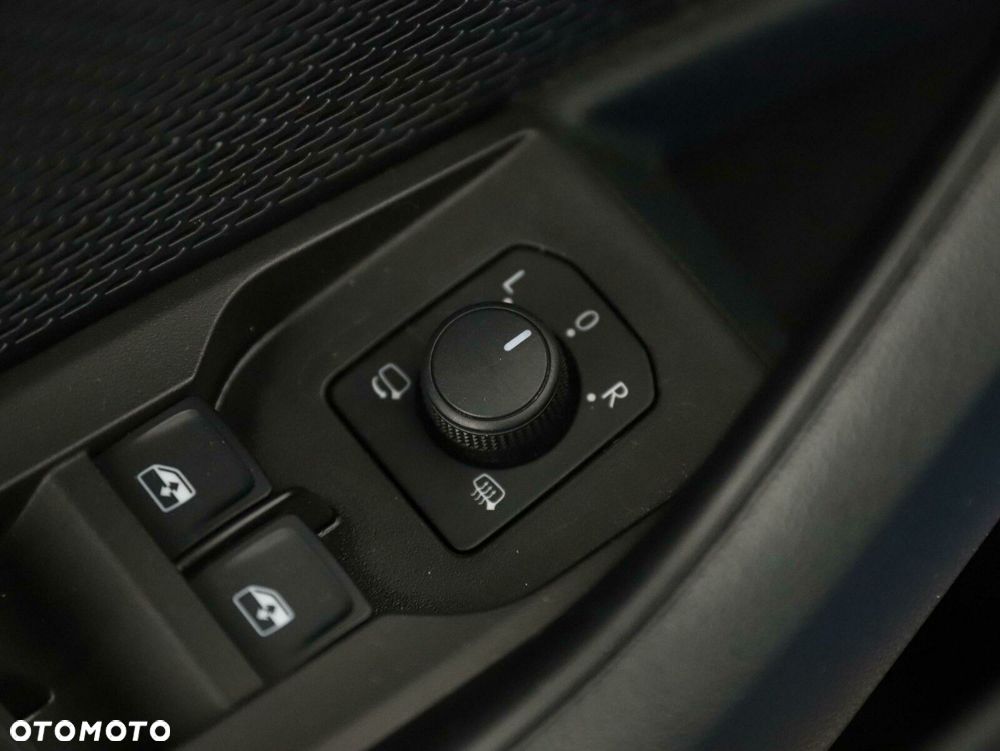Skoda Octavia 2.0 TDI Ambition DSG - 24