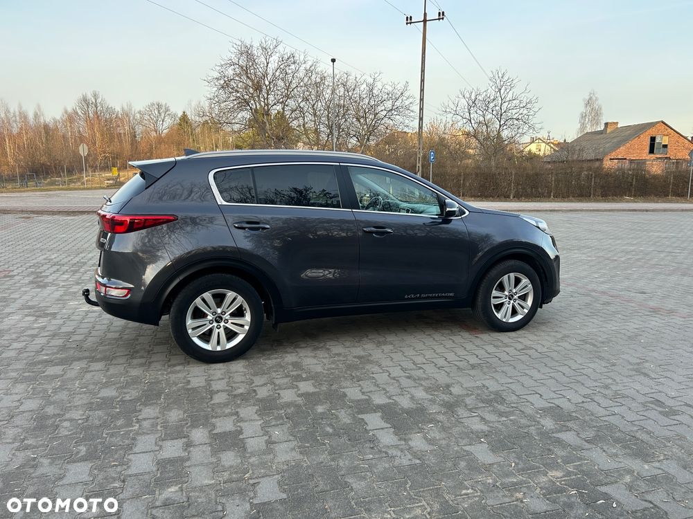 Kia Sportage 1.7 CRDI 2WD Dream-Team Edition - 27