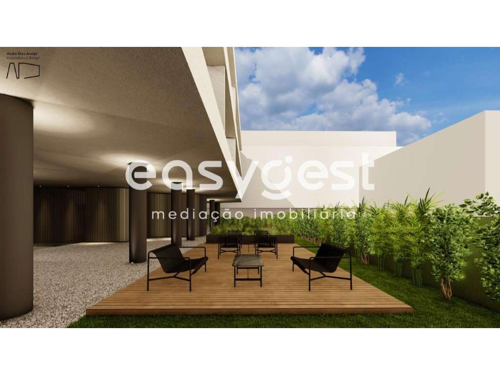 Apartamento T4, localizado junto à Praia de Lavadores - Grande imagem: 2/44