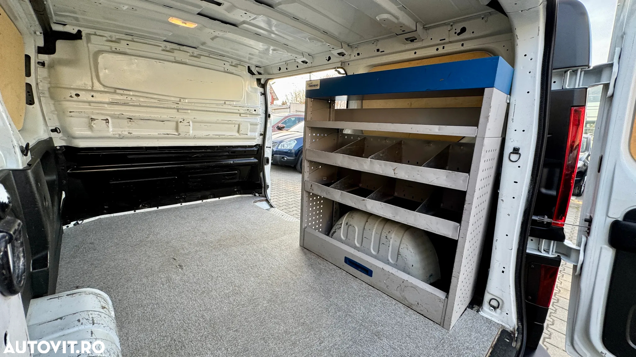 Renault Trafic - 4