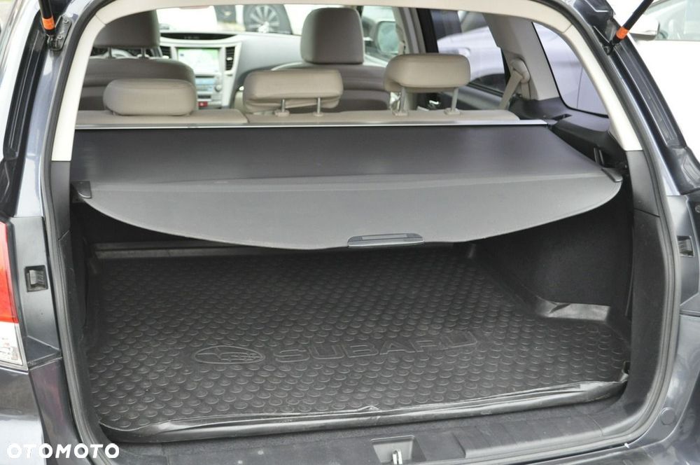 Subaru Outback 2.5i Comfort Navi AT - 37