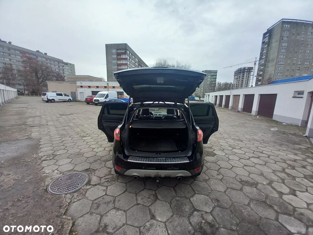 Ford Kuga 2.0 TDCi 2x4 Titanium - 31