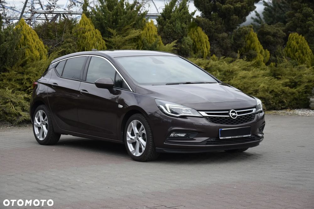 Opel Astra 1.4 T Elite - 7