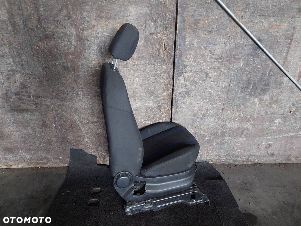 FOTEL PRAWY PRZÓD FIAT FIORINO III NEMO QUBO BIPPER - 3