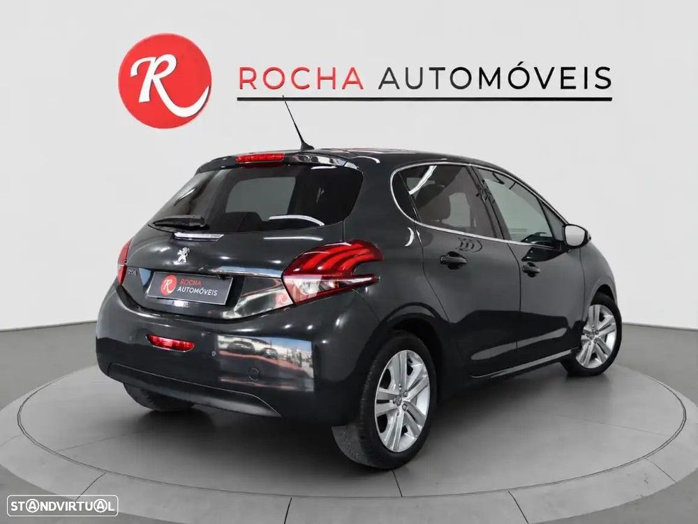 Peugeot 208 1.2 PureTech Allure - 8