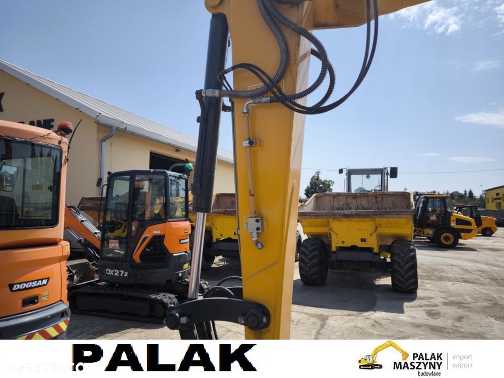 Liu Gong 9075F nie mylić z  JCB 85z - 11
