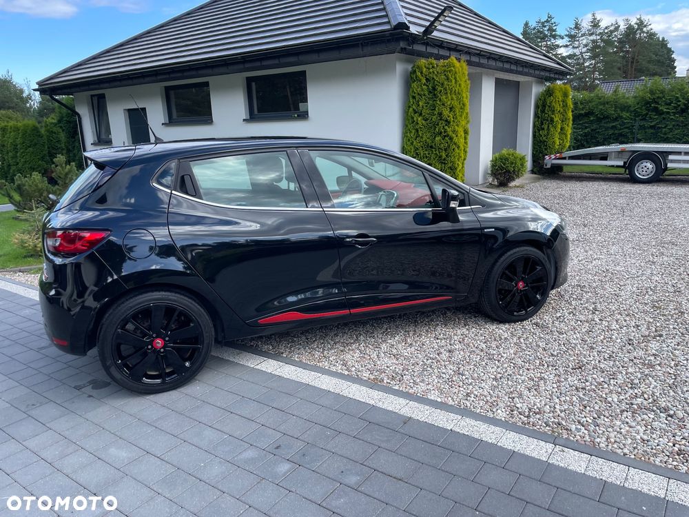 Renault Clio Limited - 6