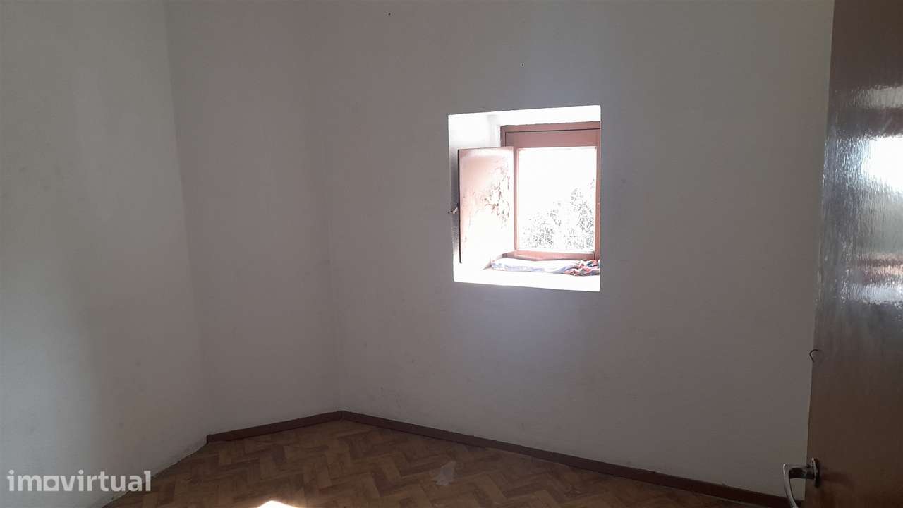 Moradia para Restaurar T3 Venda em Tinalhas,Castelo Branco - Grande imagem: 5/20
