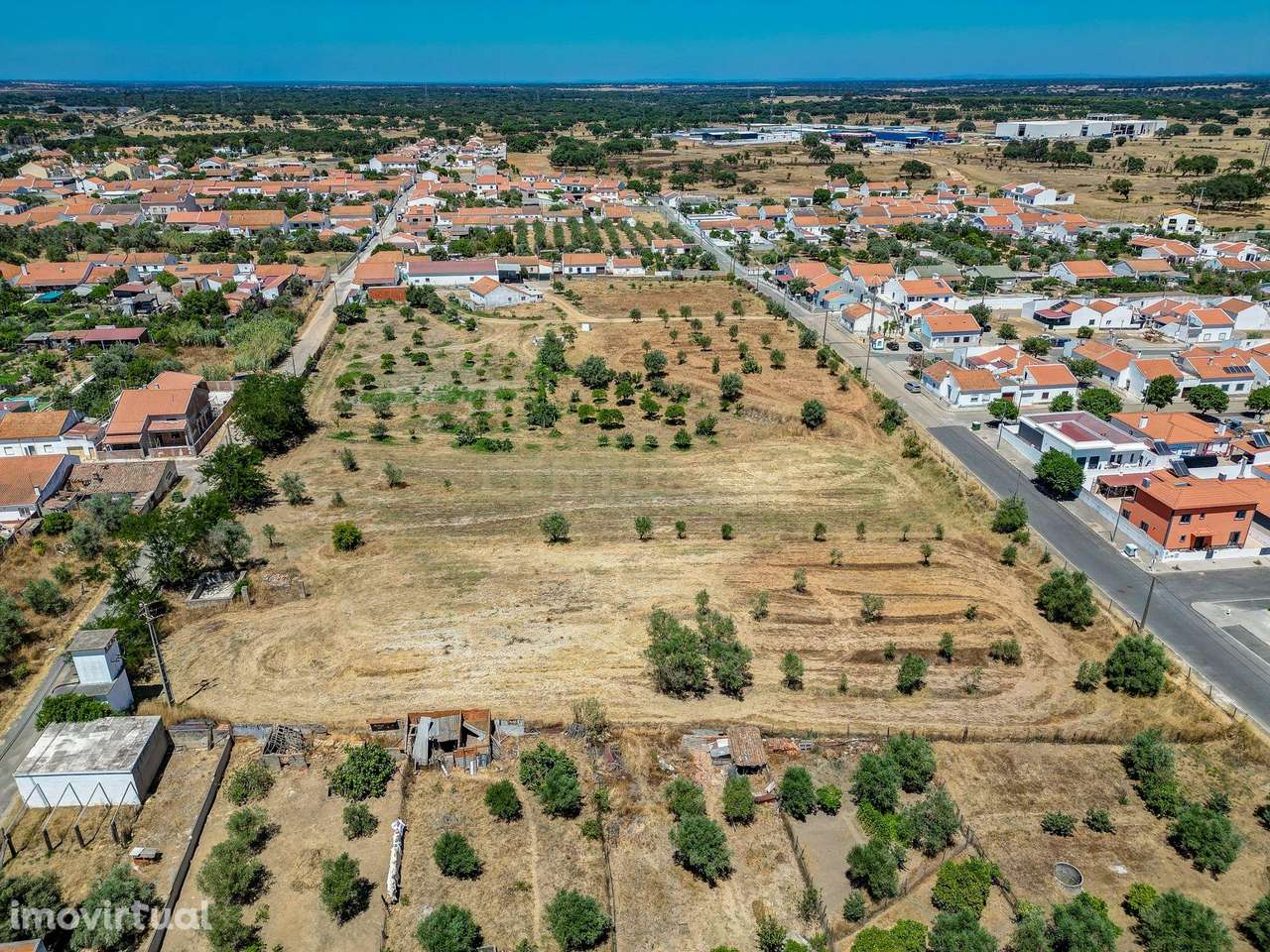 Quinta com potencial de construção de 57 fogos, a 30km da Costa Vicent - Grande imagem: 4/52