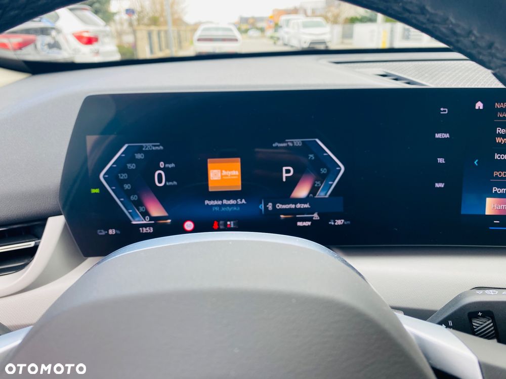 BMW iX1 xDrive30 66.5kWh xLine - 13