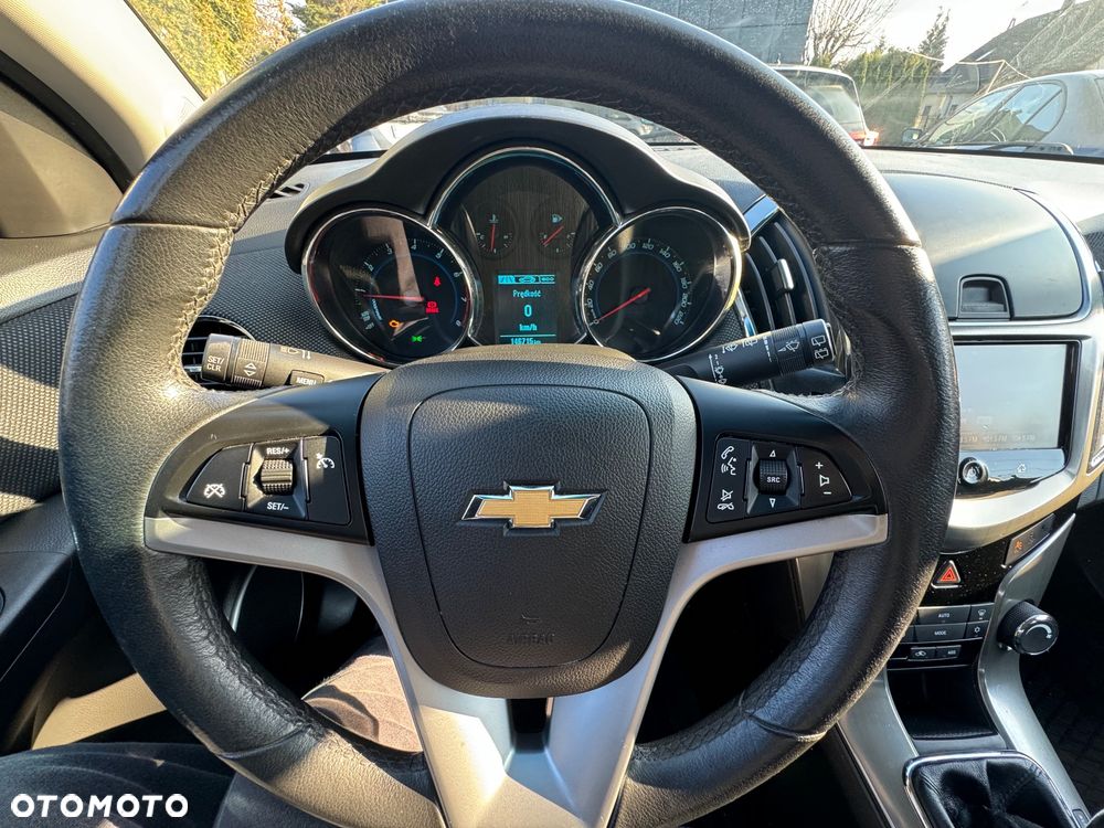 Chevrolet Cruze 1.4T LTZ+ - 17