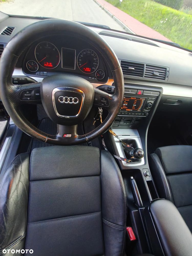 Audi A4 Avant 2.0 TDI e DPF S line Sportpaket - 16