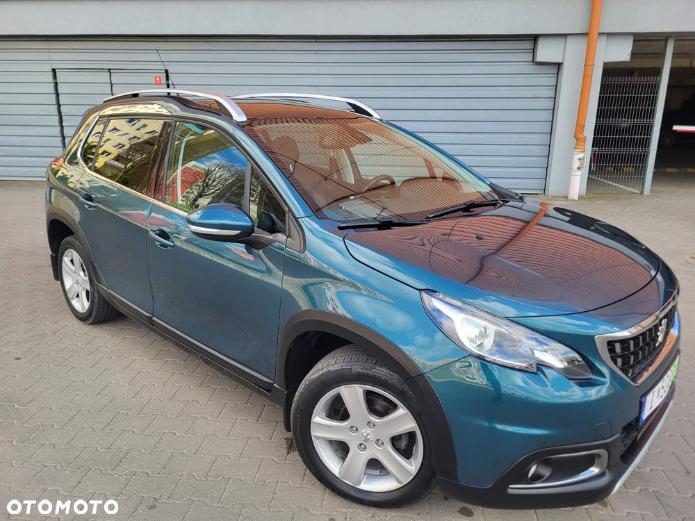 Peugeot 2008 BlueHDi 100 STOP & START Allure - 17