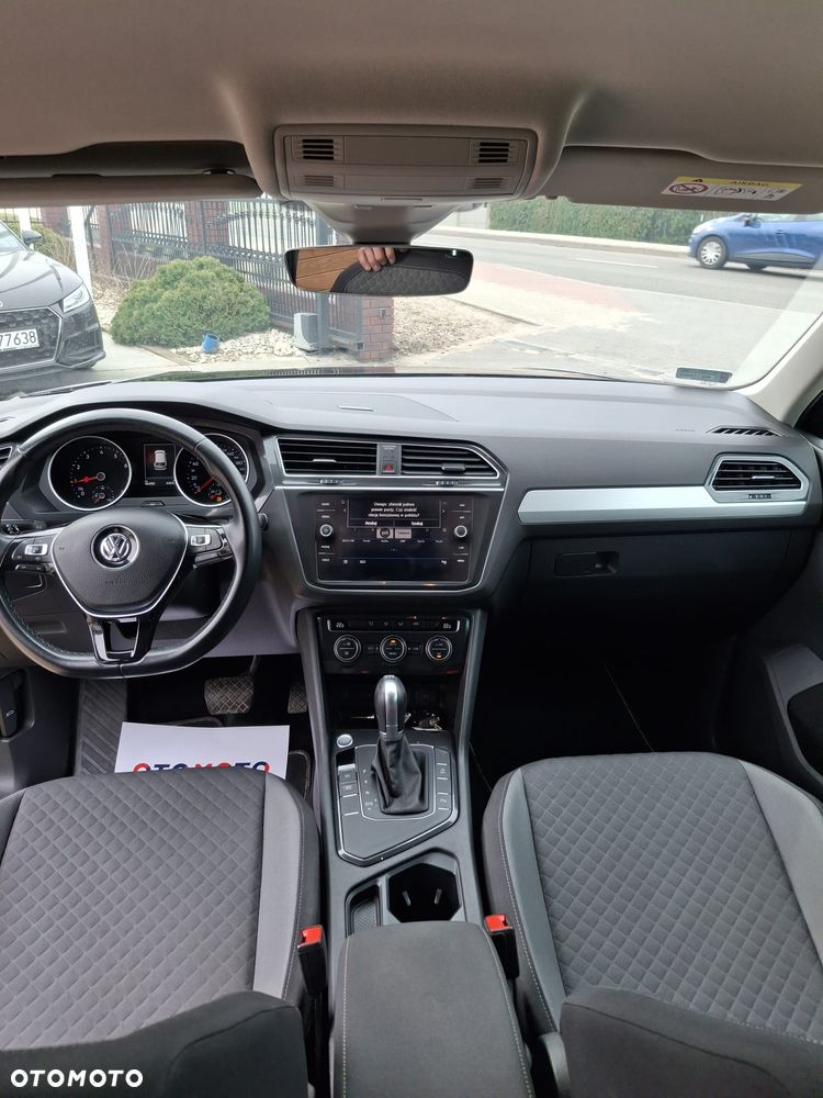 Volkswagen Tiguan - 17