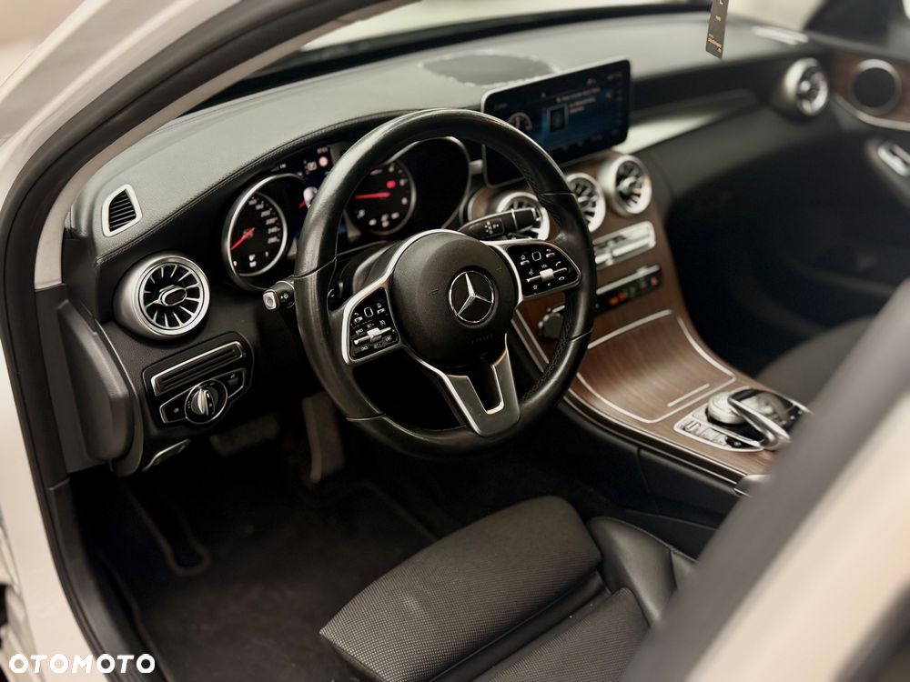 Mercedes-Benz Klasa C 220 d 9G-TRONIC Avantgarde - 20