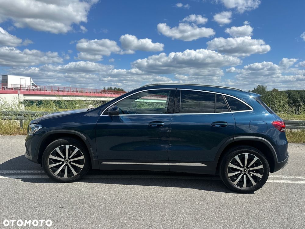 Mercedes-Benz GLA 200 Business Edition - 5