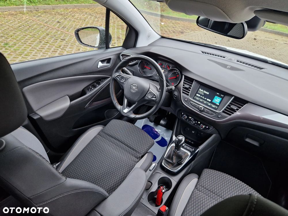 Opel Crossland X - 11