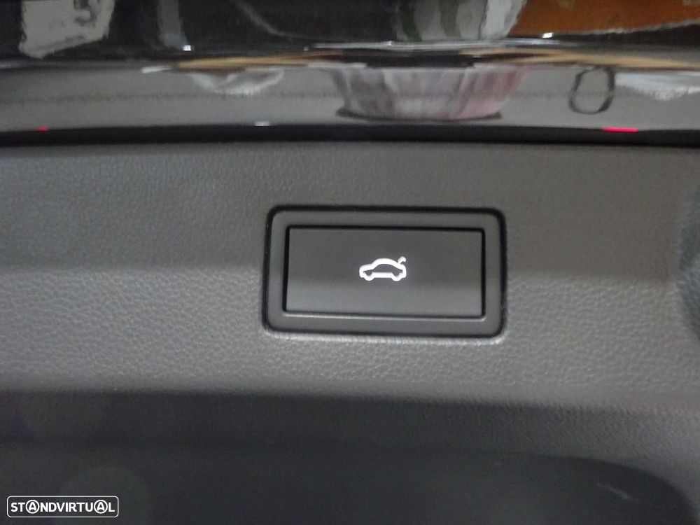 VW Arteon Shooting Brake 2.0 TDI R-Line DSG - 28