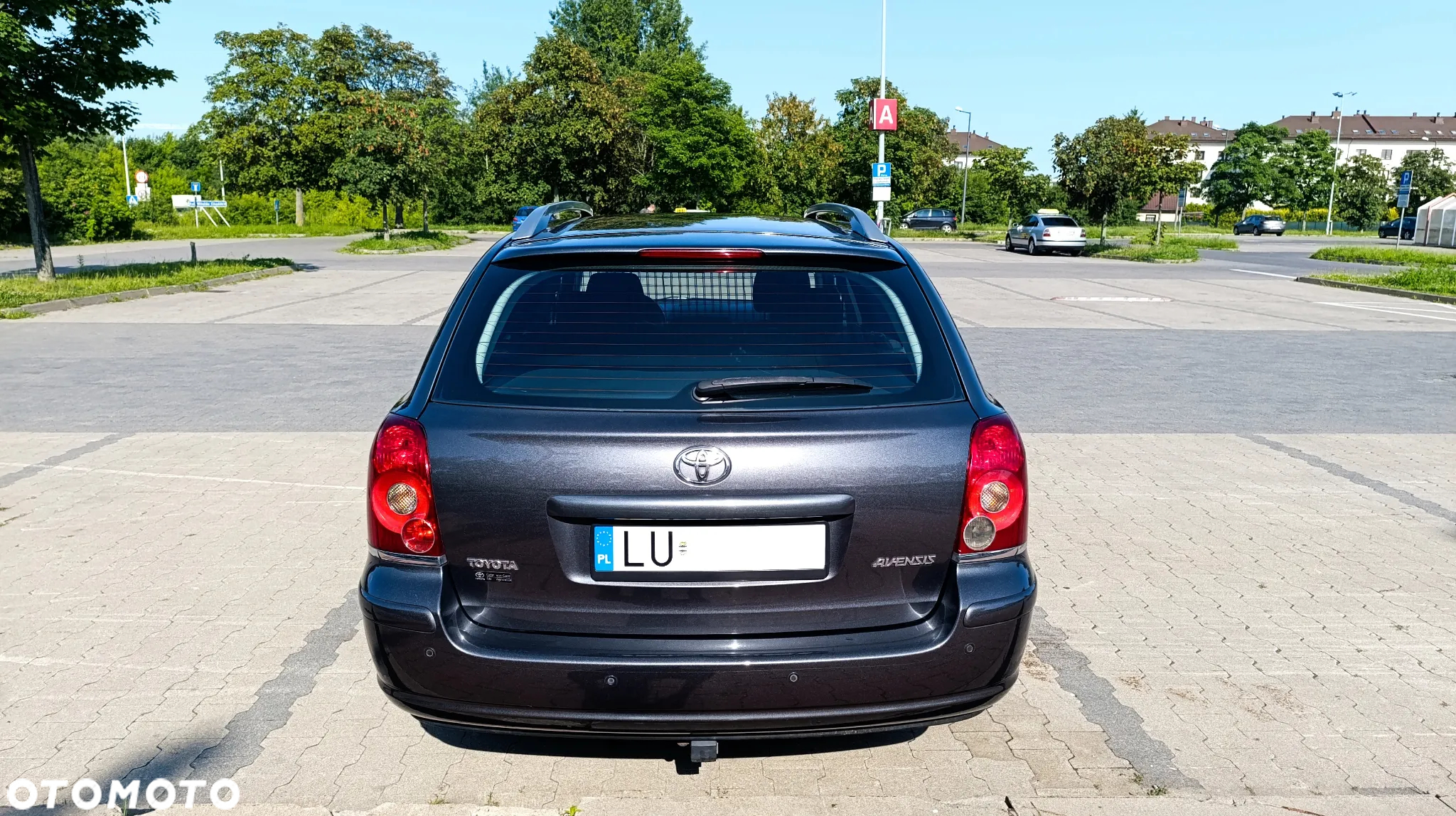 Toyota Avensis 1.8 VVT-i Luna - 7