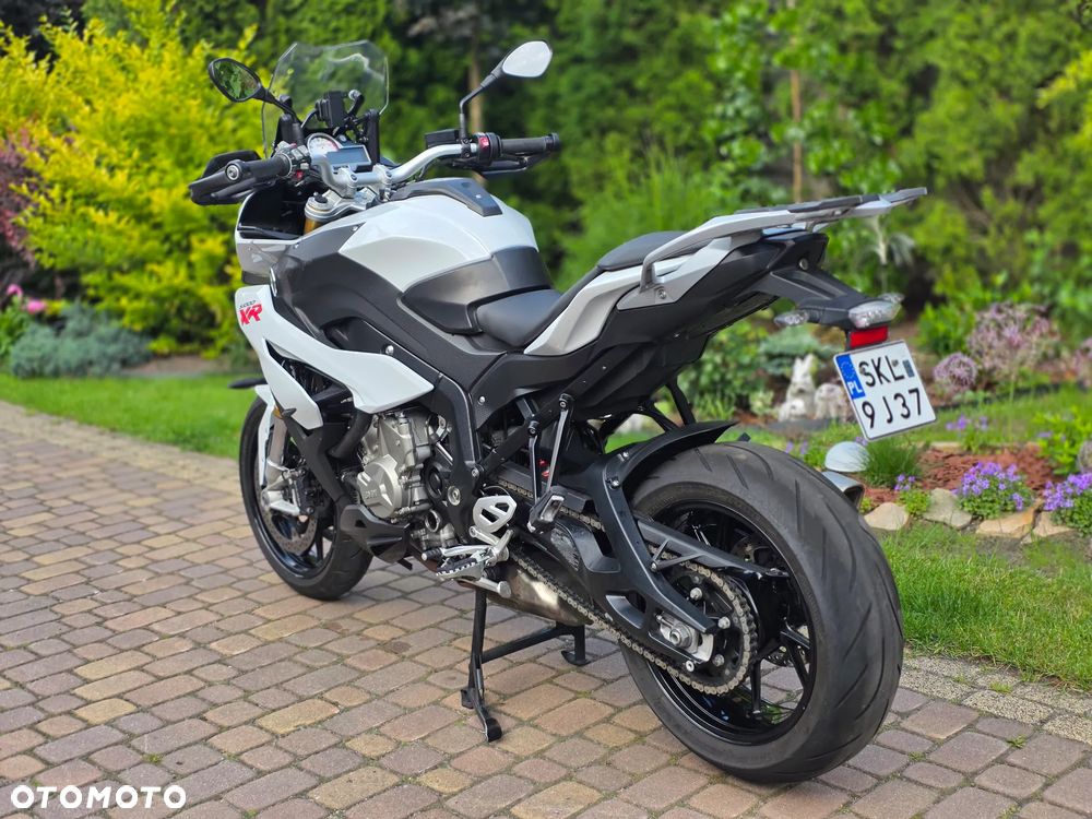 BMW XR - 7