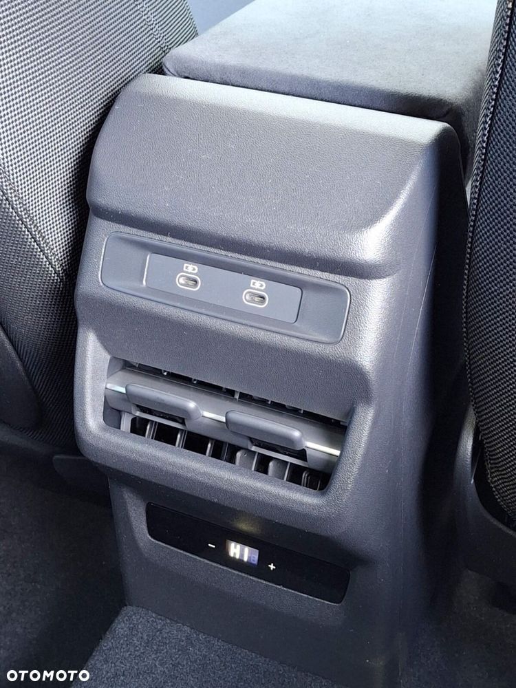 Audi Q3 Sportback - 25