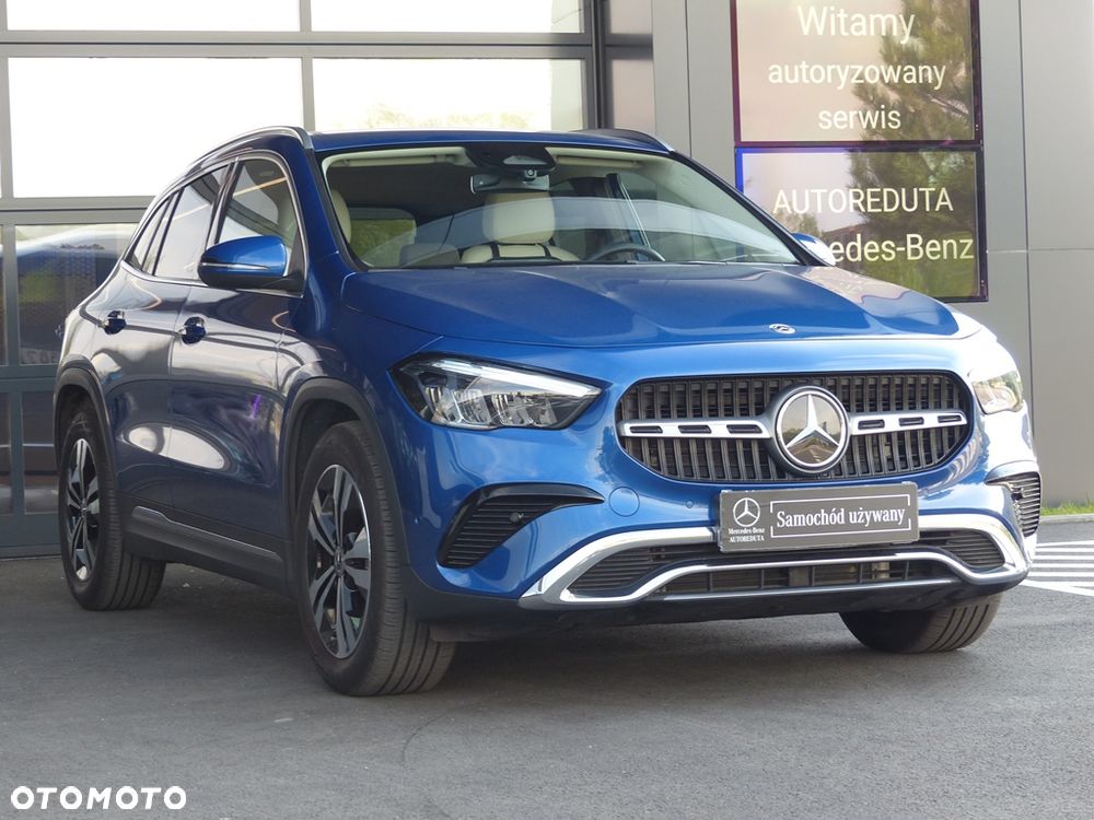 Mercedes-Benz GLA 200 d Progressive 8G-DCT - 6
