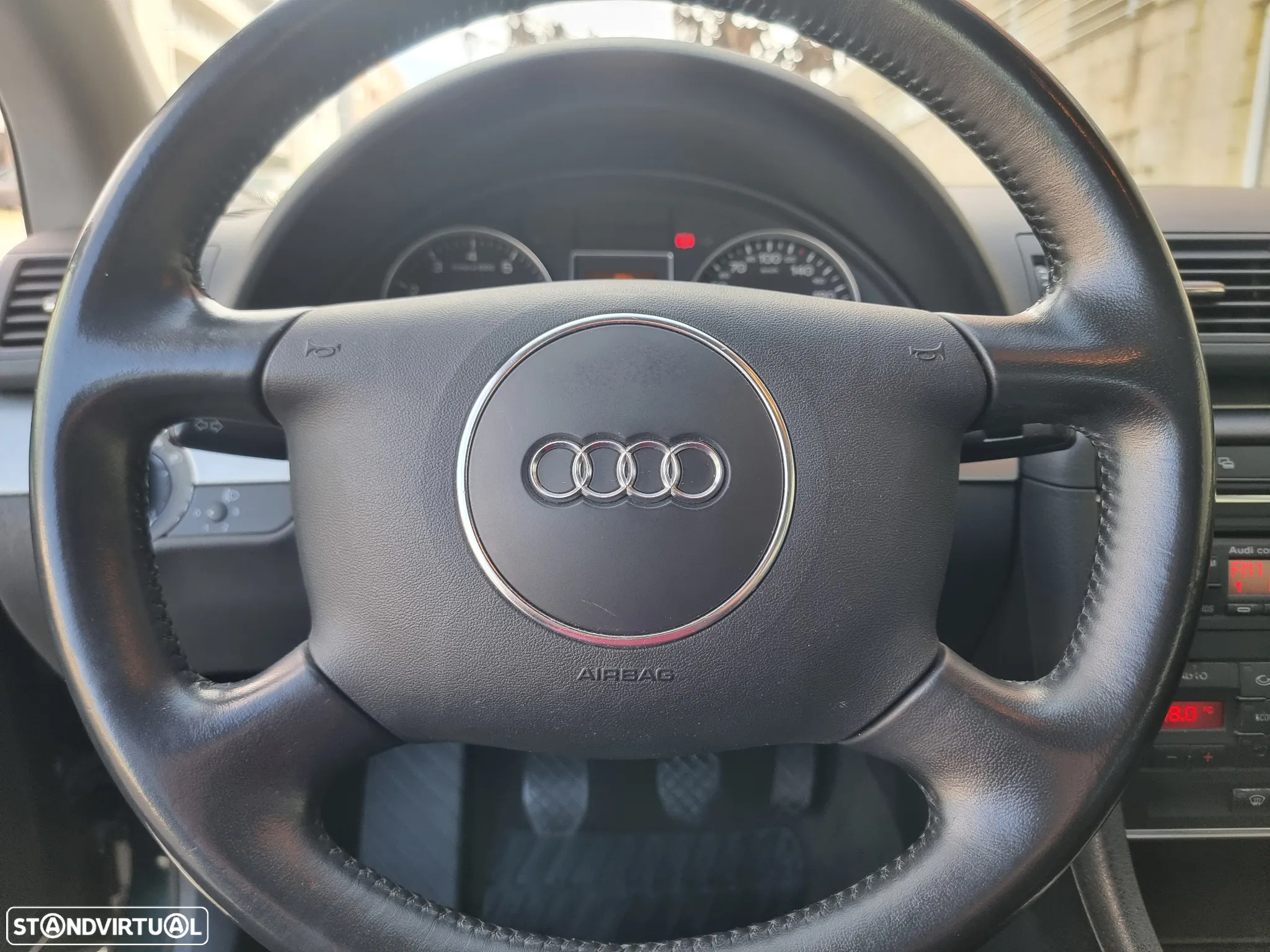 Audi A4 1.6 Exclusive - 7