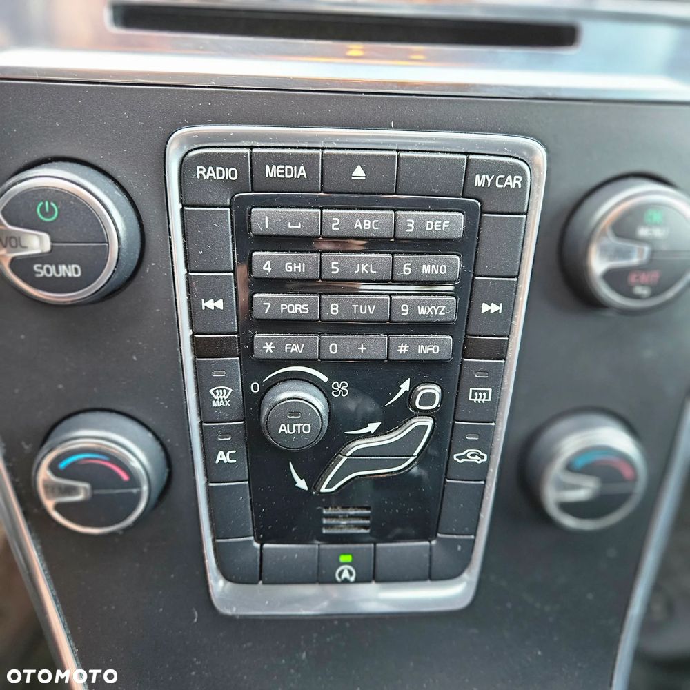 Volvo XC 60 - 23