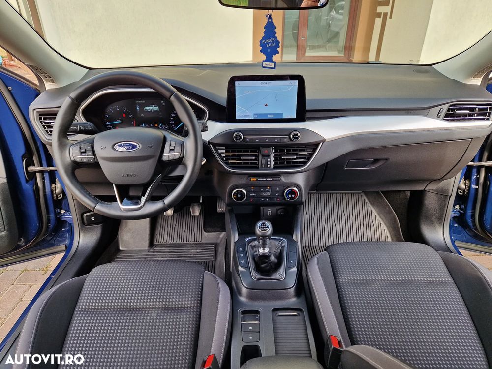 Ford Focus 1.0 EcoBoost Titanium Business - 4