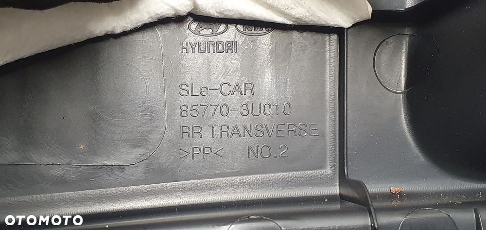 Osłona pasa tylnego bagażnika Kia Sportage III 85770-3U010 - 7