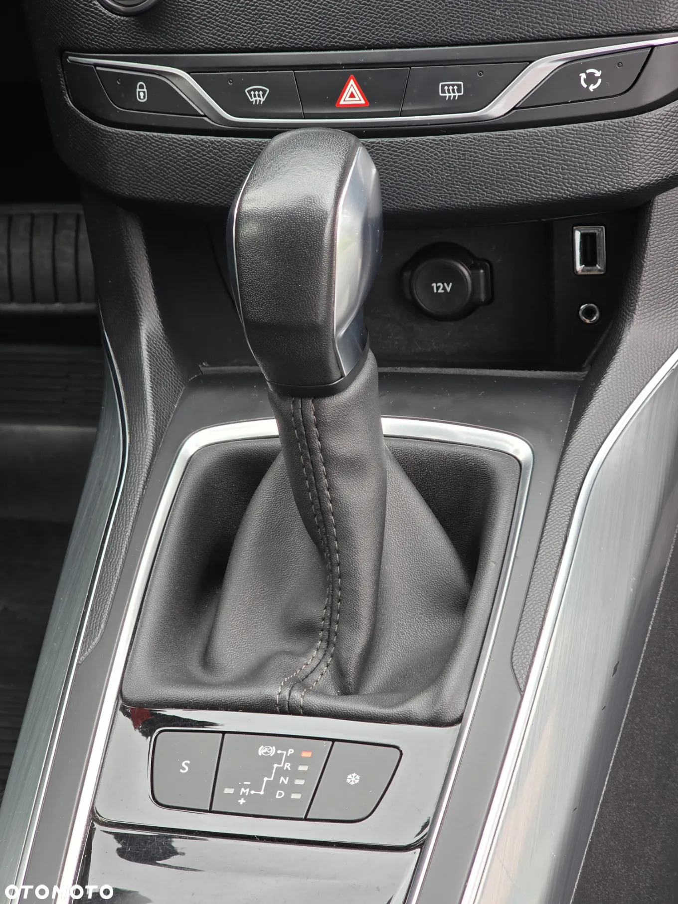 Peugeot 308 SW BlueHDi 150 Automatik Stop & Start Allure - 28