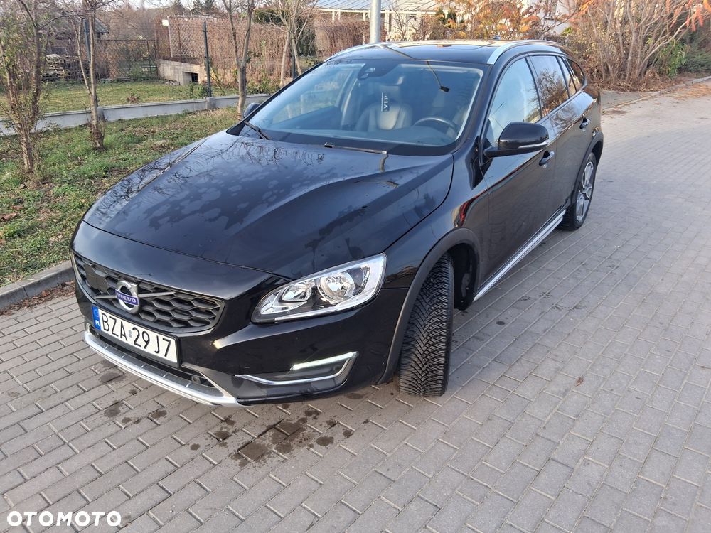 Volvo V60 T5 Geartronic Momentum - 1