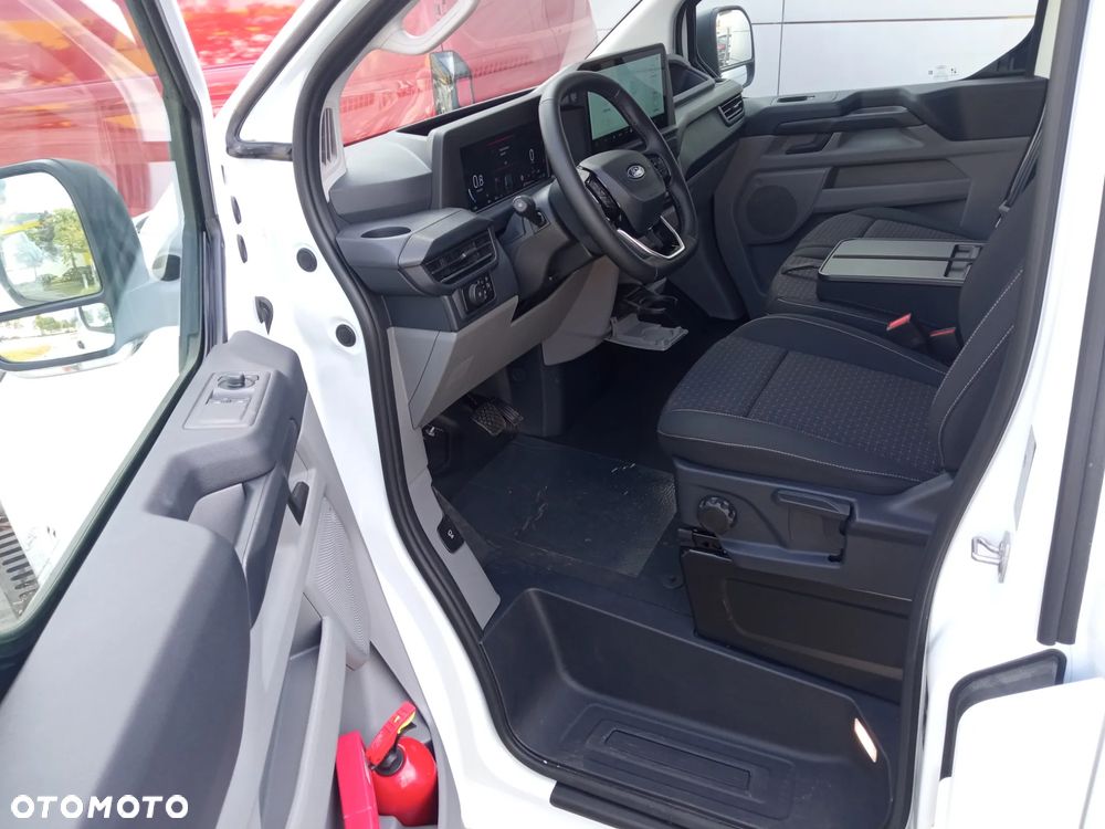 Ford Transit - 8