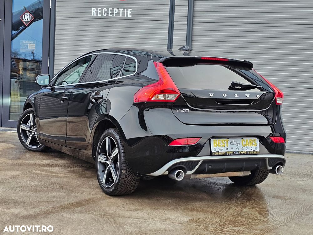 VOLVO V40 2019 — imagine 5
