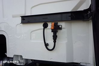 Volvo FH  (32906) - 11