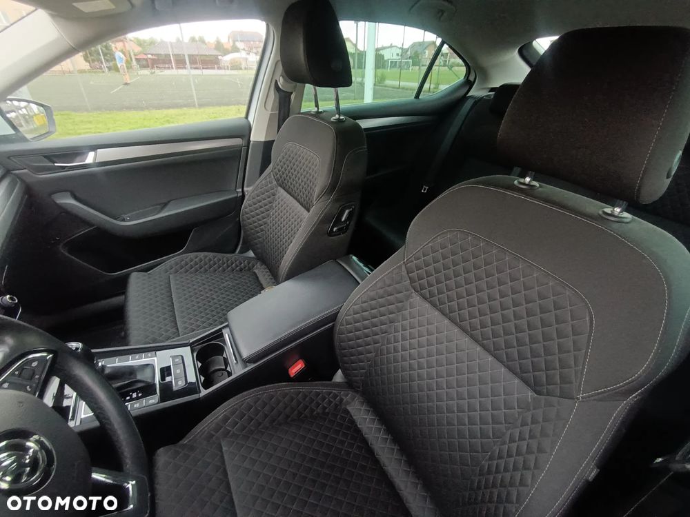 Skoda Superb 2.0 TDI 4x4 DSG Sportline - 20