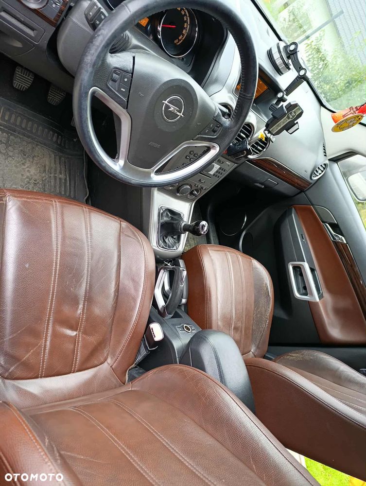 Opel Antara 2.0 CDTI Cosmo - 18