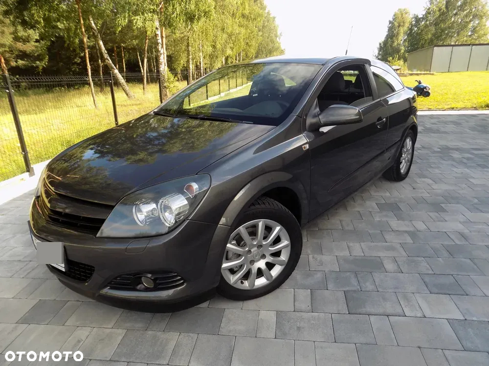 Opel Astra III GTC 1.4 Enjoy - 2