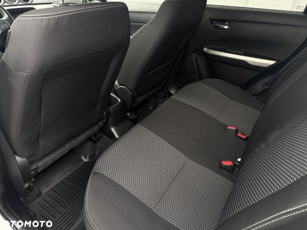 Suzuki Vitara 1.6 Premium 2WD - 34