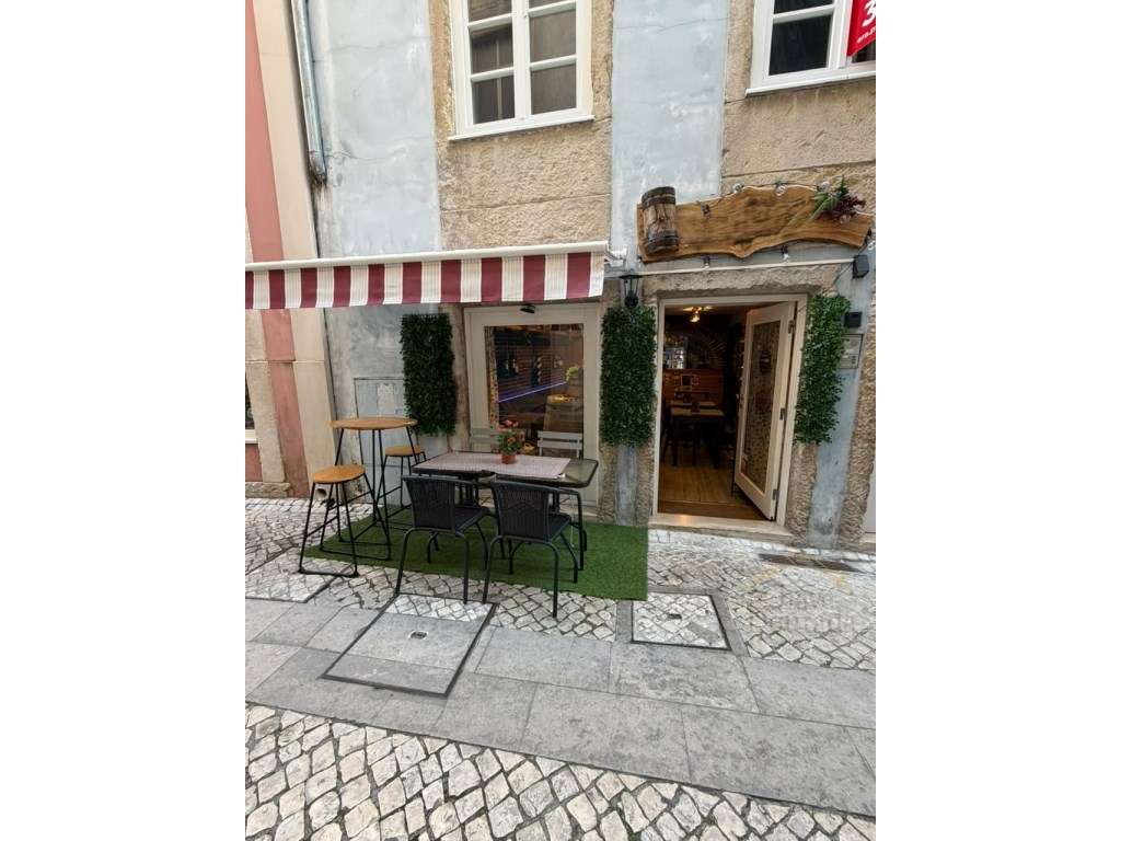 Trespasse de restaurante junto à Câmara Municipal de Coimbra - Grande imagem: 2/10