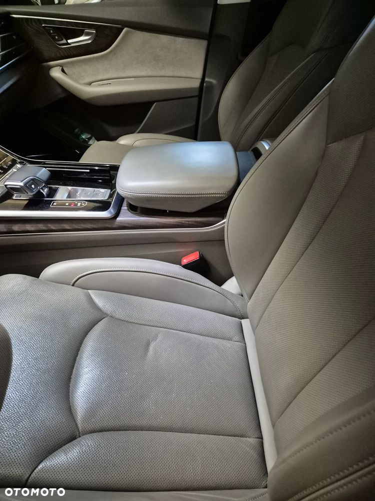Audi Q8 2020 photo 4