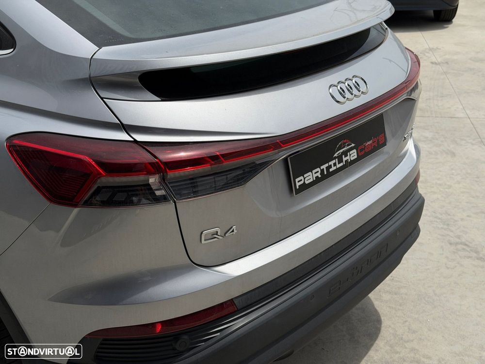 Audi Q4 e-tron - 4