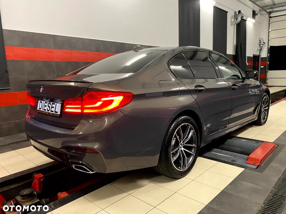 BMW Seria 5 540d xDrive M Sport sport - 9