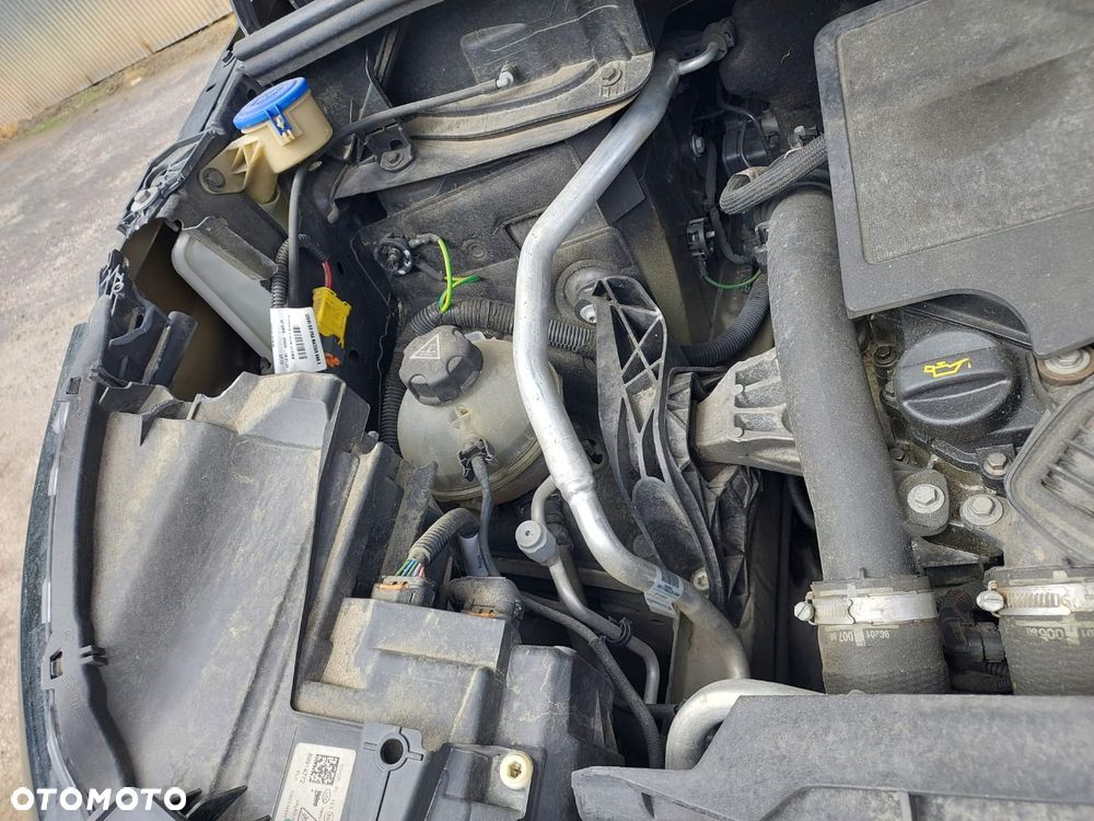 Peugeot 3008 PureTech 130 Stop & Start GPF EAT8 Active Pack - 13
