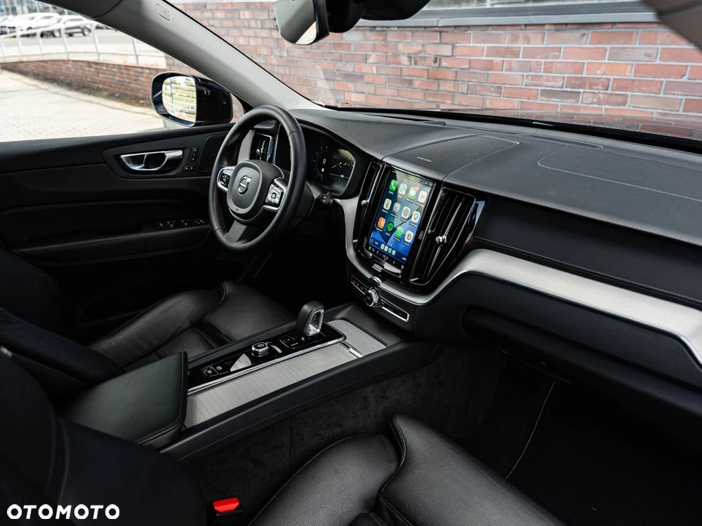 Volvo XC 60 B4 D Plus Bright - 23