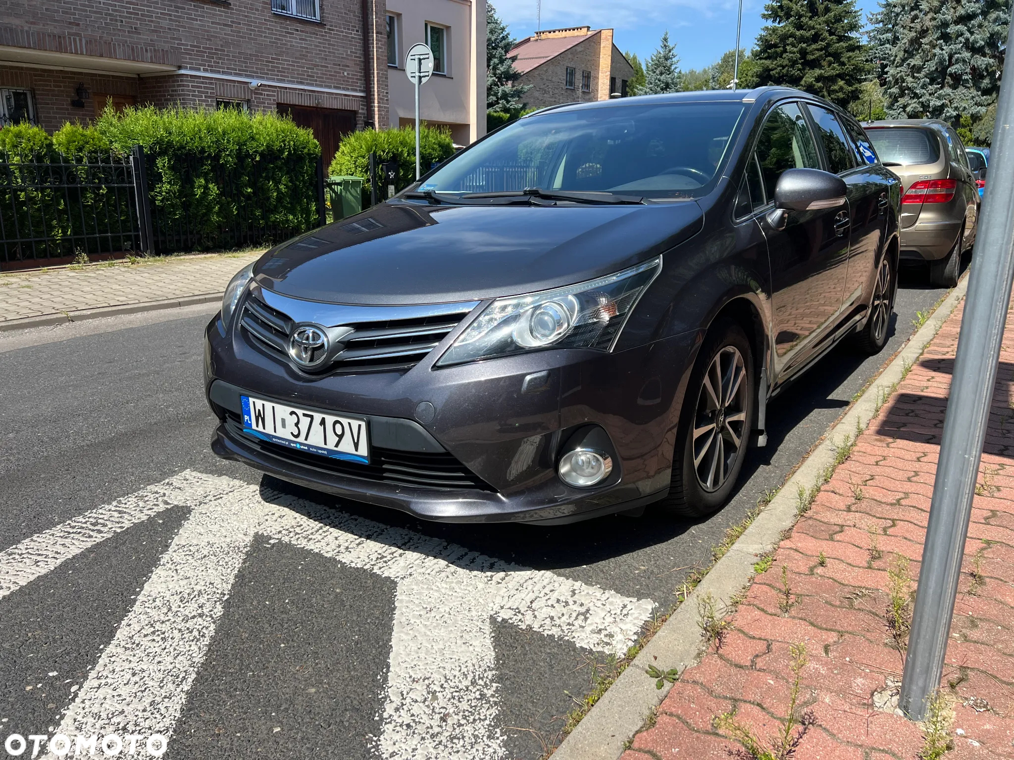 Toyota Avensis 2.0 D-4D Premium - 6
