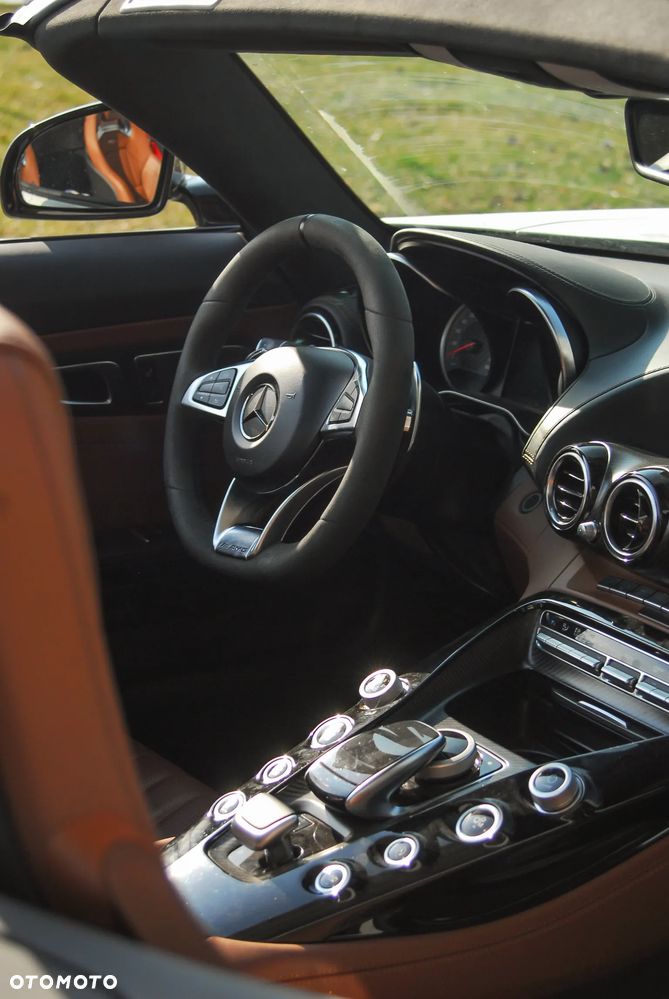 Mercedes-Benz AMG GT - 17