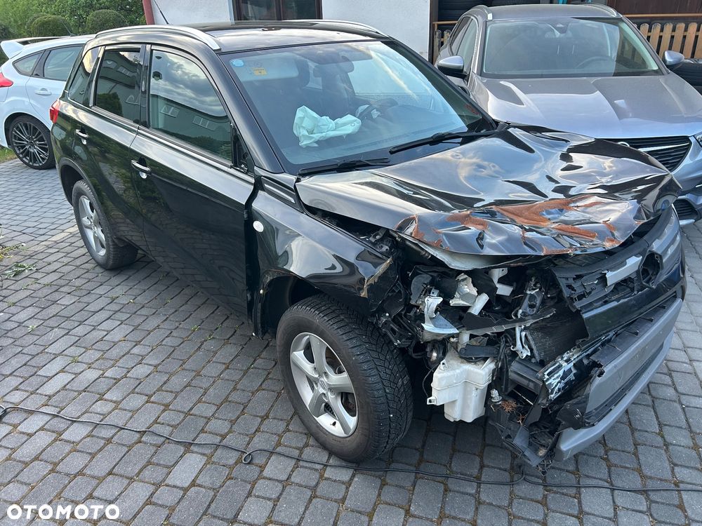 Suzuki Vitara 1.6 DDiS (4x4) Allgrip Comfort+ - 3