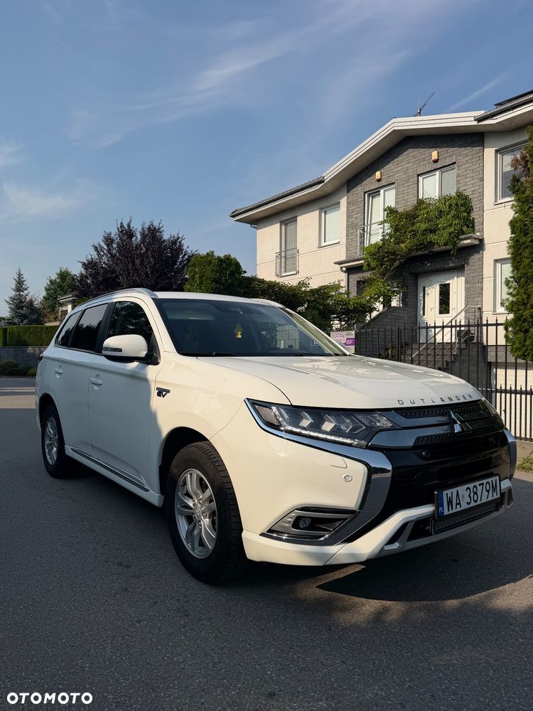 Mitsubishi Outlander - 5